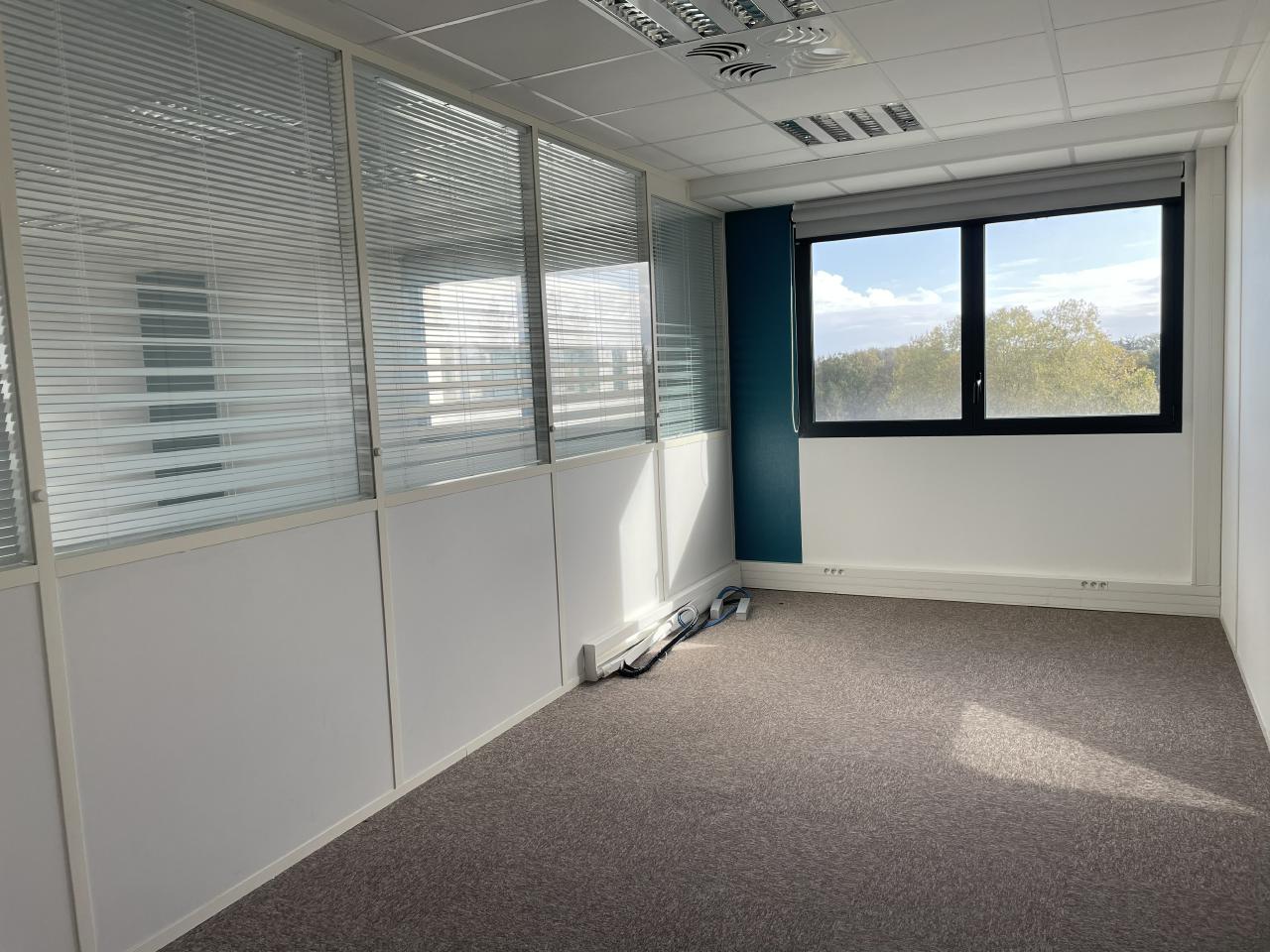 Bureau Nantes 415m² Location bureau Nantes Loire-Atlantique OLBUR2112519 2